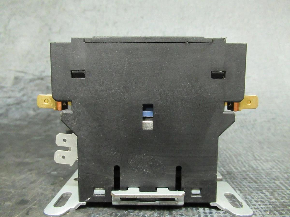 Used HOMER / CARRIER CONTACTOR HN53HF122 XMCO-633-FBBC00F 600V 63A COIL: 120V