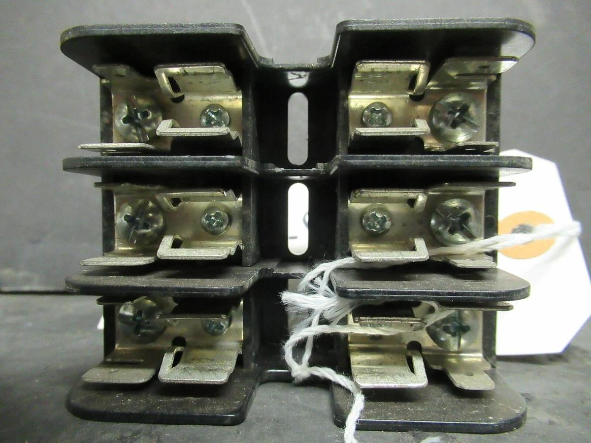 Used FERRAZ SHAWMUT FUSE HOLDER 30313 FOR 30 AMP 600 V FUSES **WARRANTY**