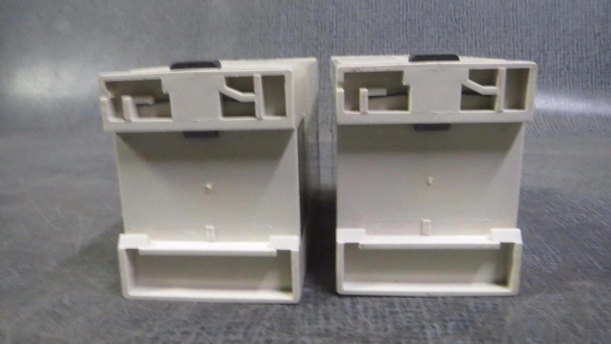 Used (1) CROMPTON INSTRUMENTS PROTECTOR 120 VAC 60 Hz # 252-PVUU # U-PQBX