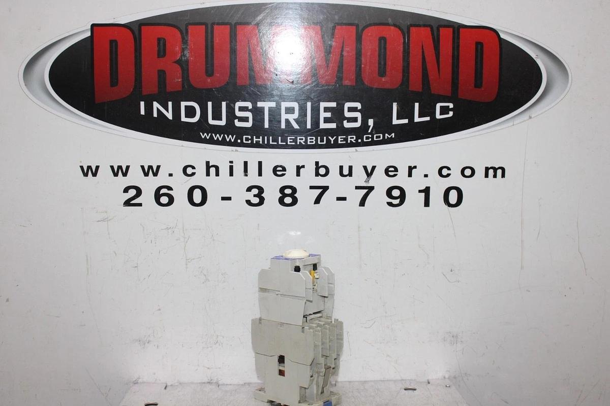 Used CUTLER HAMMER D15CR31 CONTACTOR W/ C320TP1 TIMING RELAY 0.1-30 SECOND