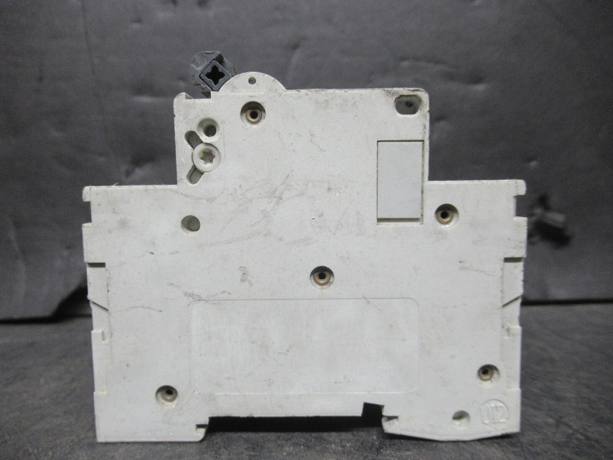 Used MERLIN GERIN THREE POLE BREAKER 24522 MULTI 9 C60N 10A-TYPE D 480 VAC