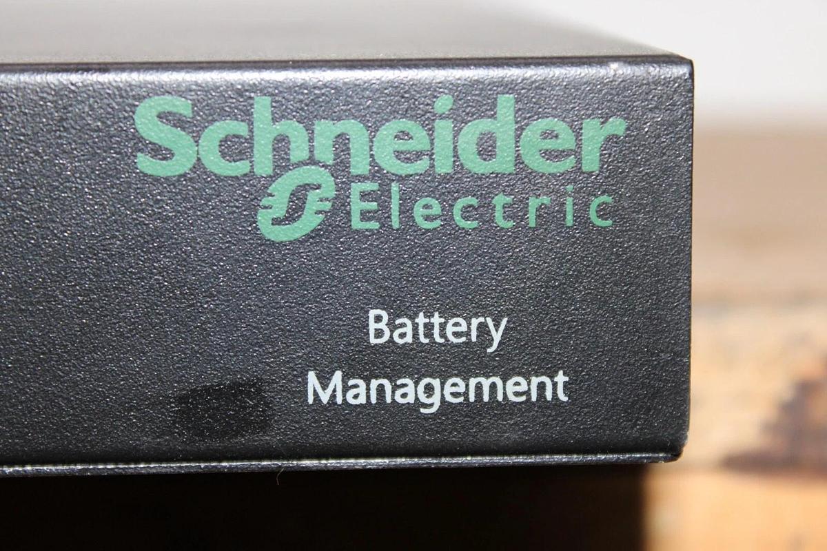 Used SCHNEIDER BATTERY MANAGEMENT MODULE AP9922/AP9922S 600 VDC 72 WATT 0.75 AMP