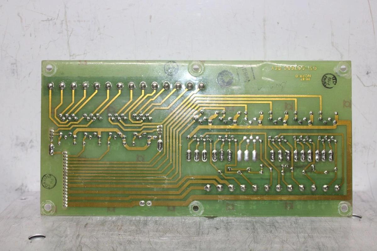 Used YORK CHILLER RELAY CIRCUIT BOARD 031-00769C001 REV. C **WARRANTY**