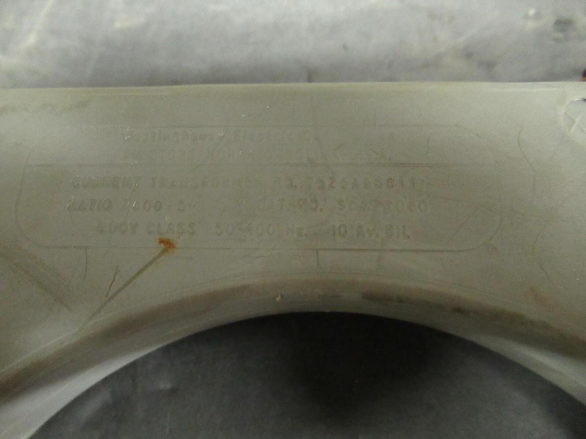 Used WESTINGHOUSE CURRENT TRANSFORMER SCM-2000 RATIO: 2000:5 A  600 VOLT