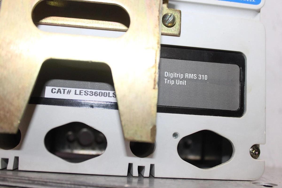 Used CUTLER HAMMER CIRCUIT BREAKER HLD3600F 600 AMP 600 VAC 3-POLE W/ SHUNT TRIP