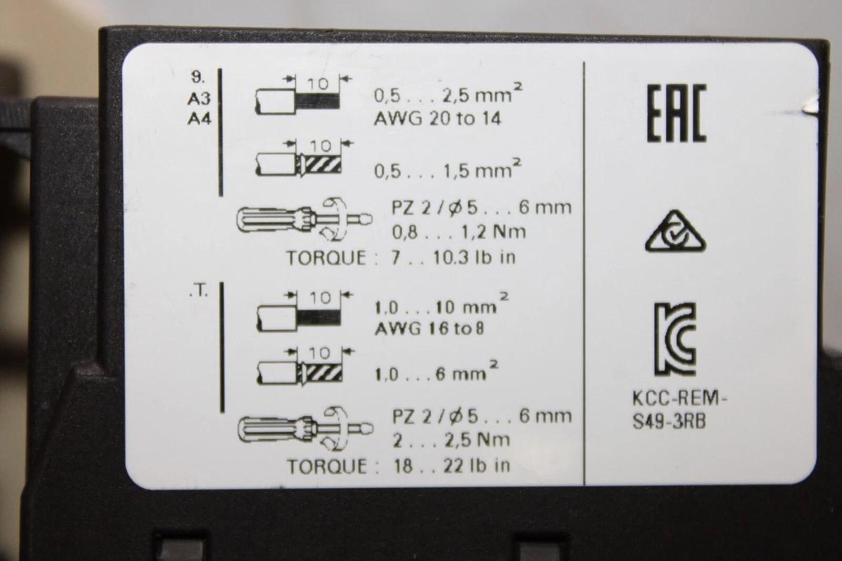 Used SIEMENS STARTER 3RB3026-2SB0 600 VAC 4 AMP W/ 3RT2025-1AK60