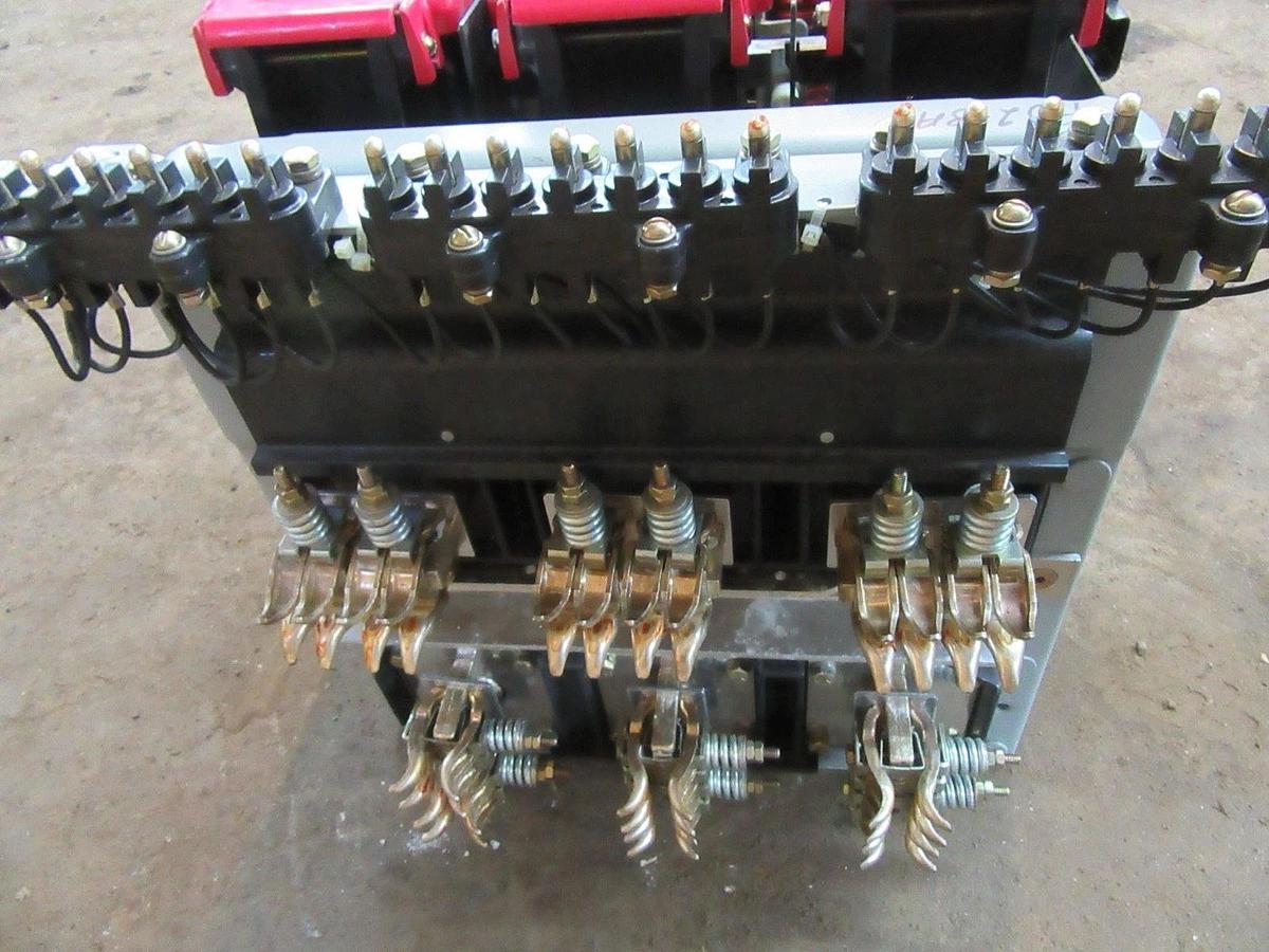 Used GE AKR 1600 AMP BREAKER AKR-8D-50-H1 MICRO VERSA TRIP A216LSGMR 1600A GROUND LSG