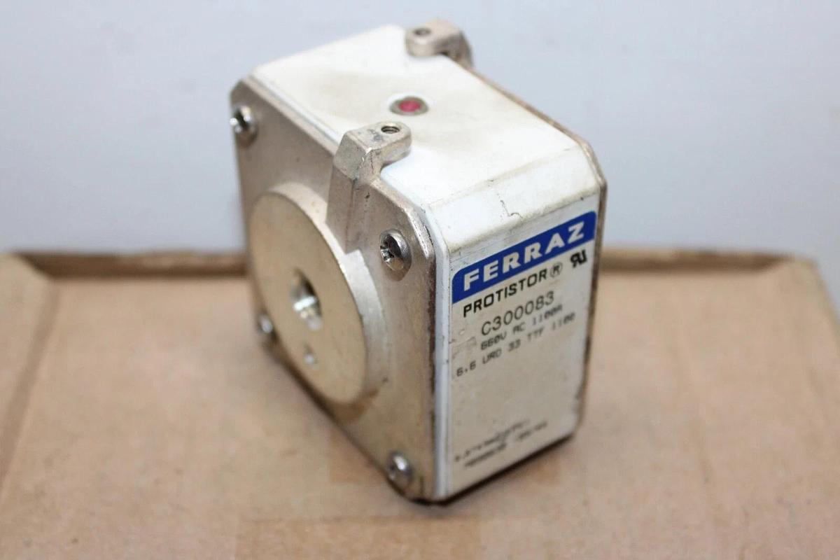 Used FERRAZ PROTISTOR SQUARE BODY FUSE C300083 660 VAC 1100 AMP **WARRANTY**