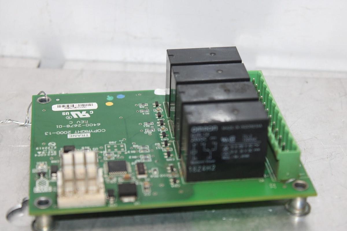 Used TRANE QUAD RELAY OUTPUT CIRCUIT BOARD 6400-2678-01 REV. C X13650806050 REV. G