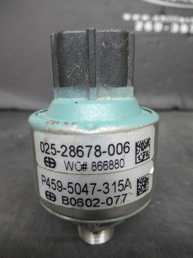 Used YORK DANFOSS PRESSURE TRANSDUCER 025-28678-006 P459-5047-315A *NO RATING*