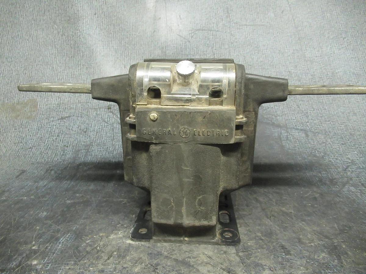 Used GENERAL ELECTRIC 753X2G11 RATIO:200:5 50/60HZ **WARRANTY INCLUDED**