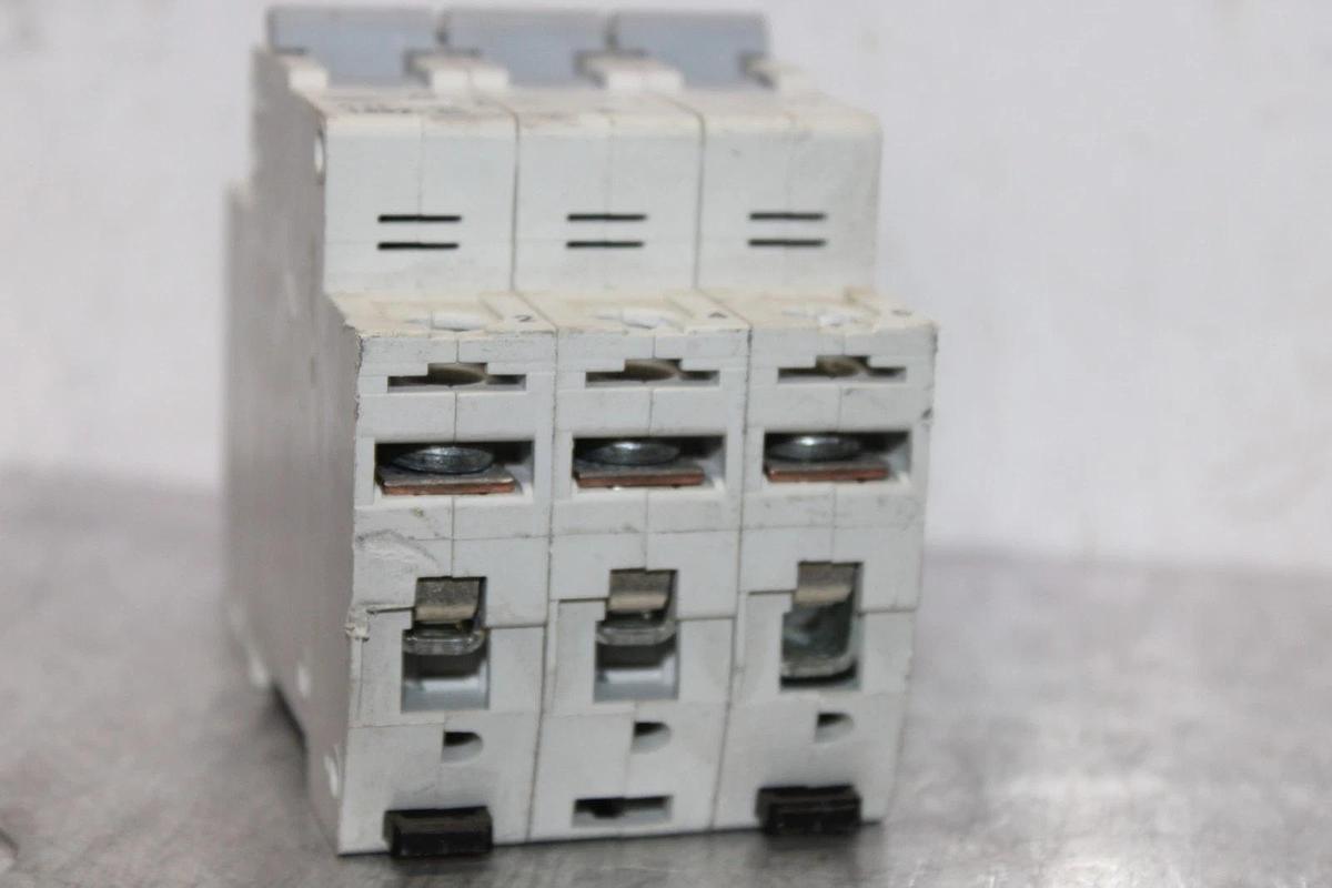 Used ALLEN-BRADLEY CIRCUIT BREAKER 1492-SP3D250 25 AMP 480/277 VAC 3-POLE *WARRANTY*