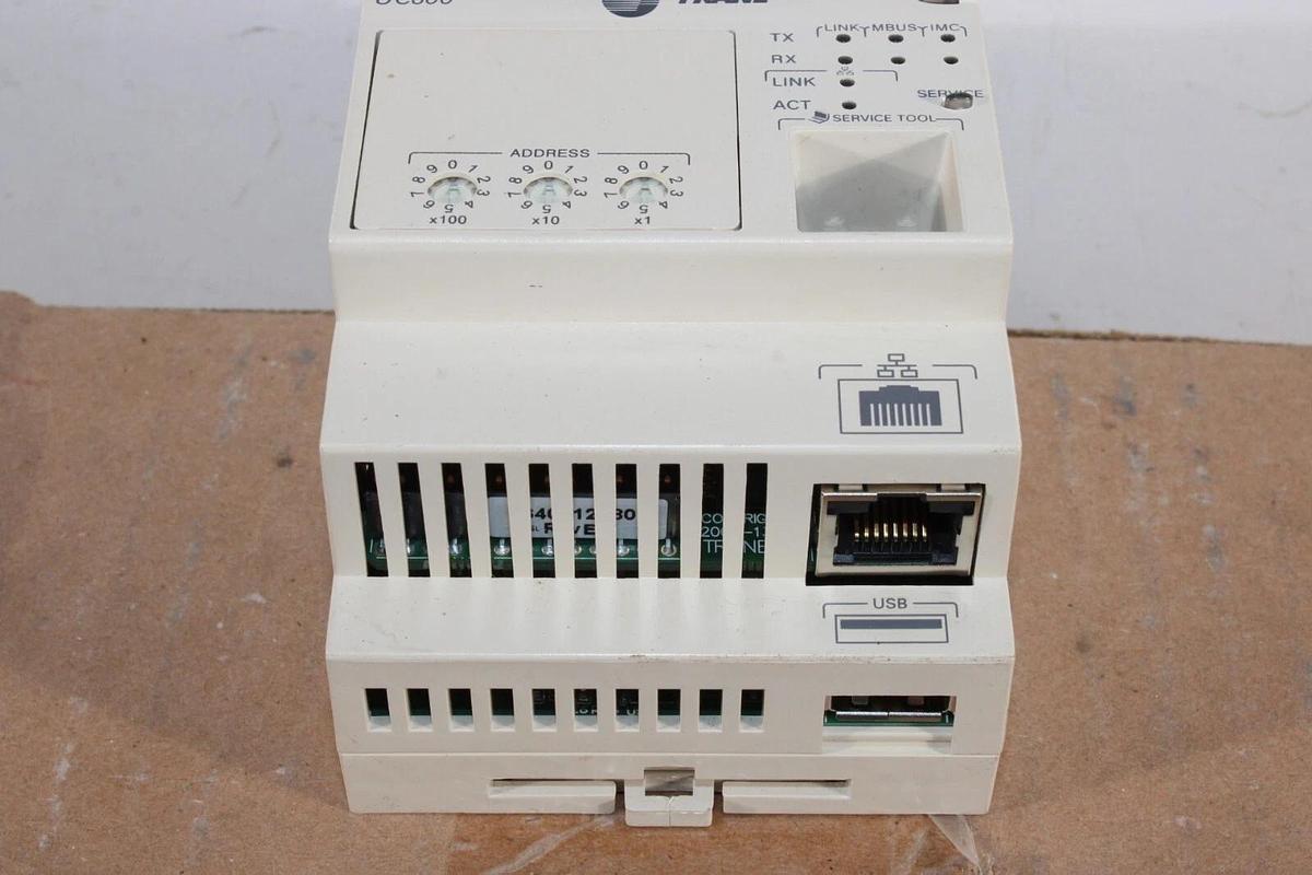 Used TRANE CVHF CHILLER CONTROL MODULE UC800 X13651144-01 REV. G 24 VDC 210 MA