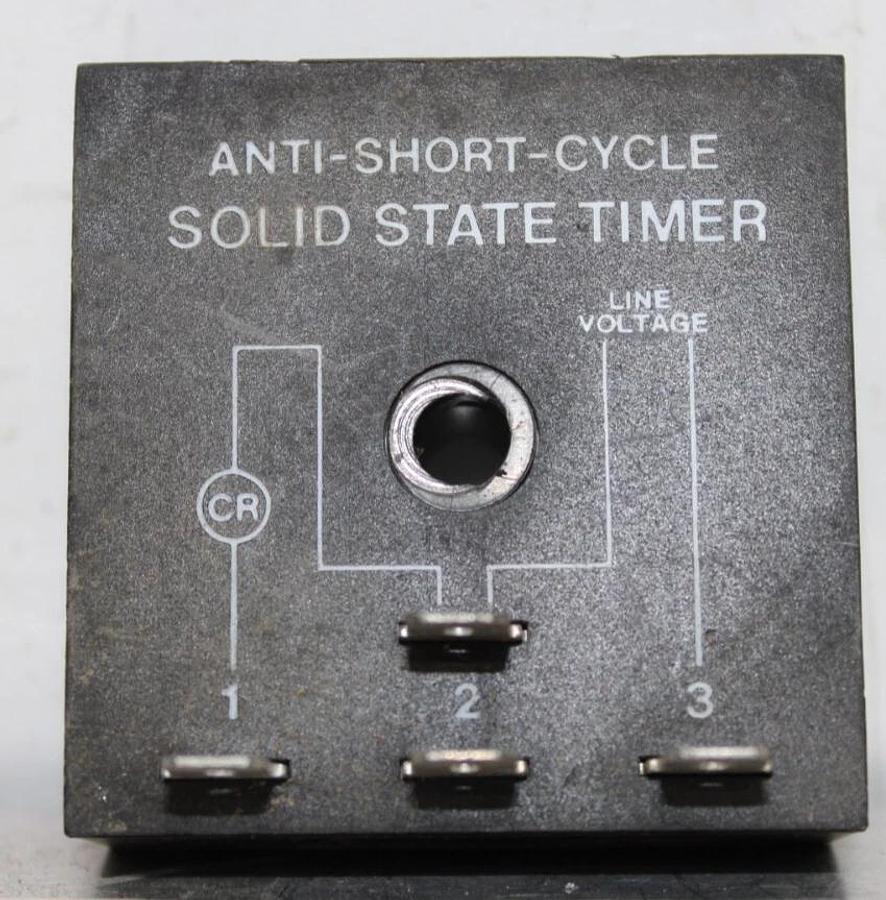 Used SSAC SOLID STATE TIMER TL120A5T X13270383-01 0.5 AMP 120 VAC 5 MINUTE DELAY