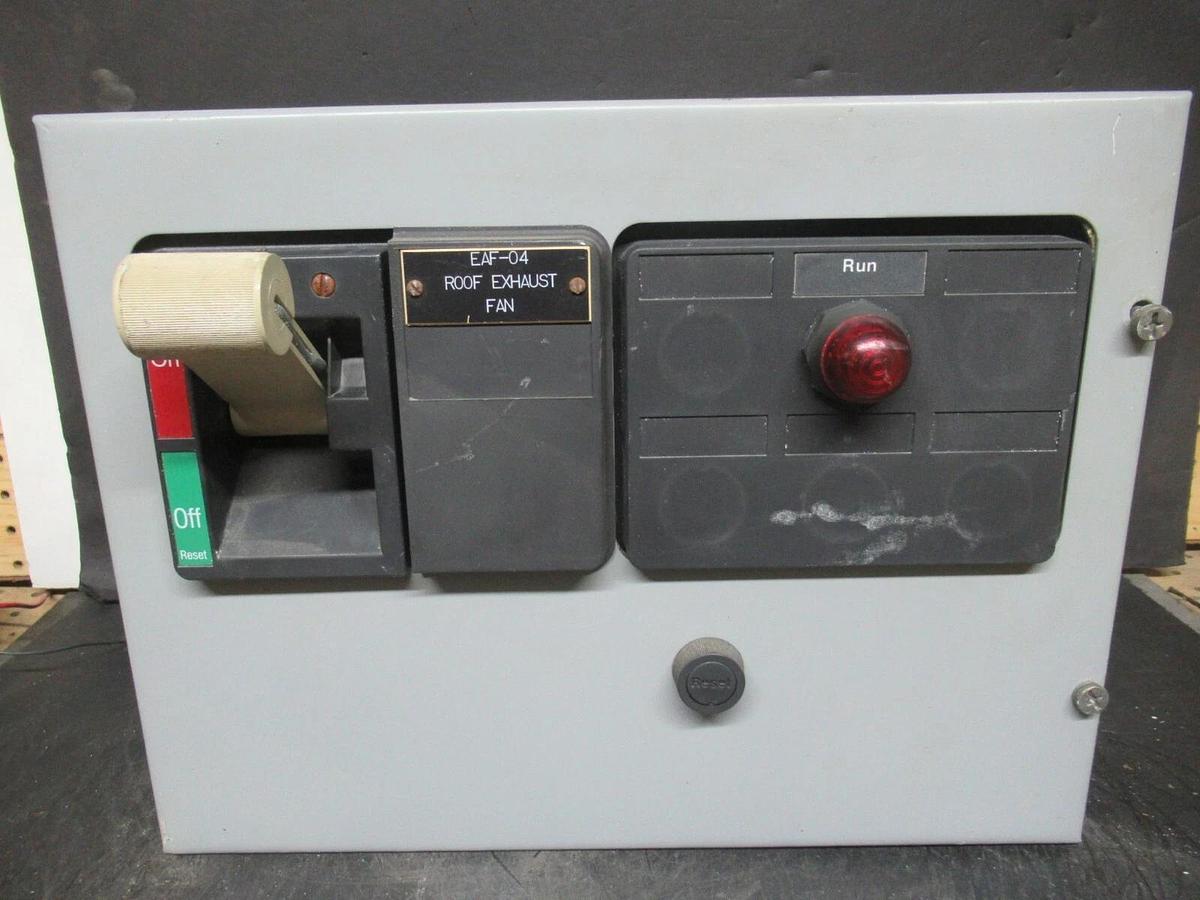 Used CUTLER HAMMER MOTOR STARTER CONTROL MODEL: 2100 12" W/ A200M1CACP NEMA SIZE 1