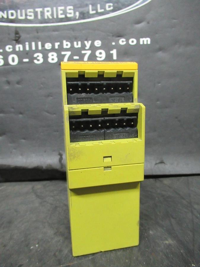 Used PILZ SAFETY RELAY PNOZ-X8P 24 VDC 2.5 WATT 240 VAC 8 AMP **WARRANTY**