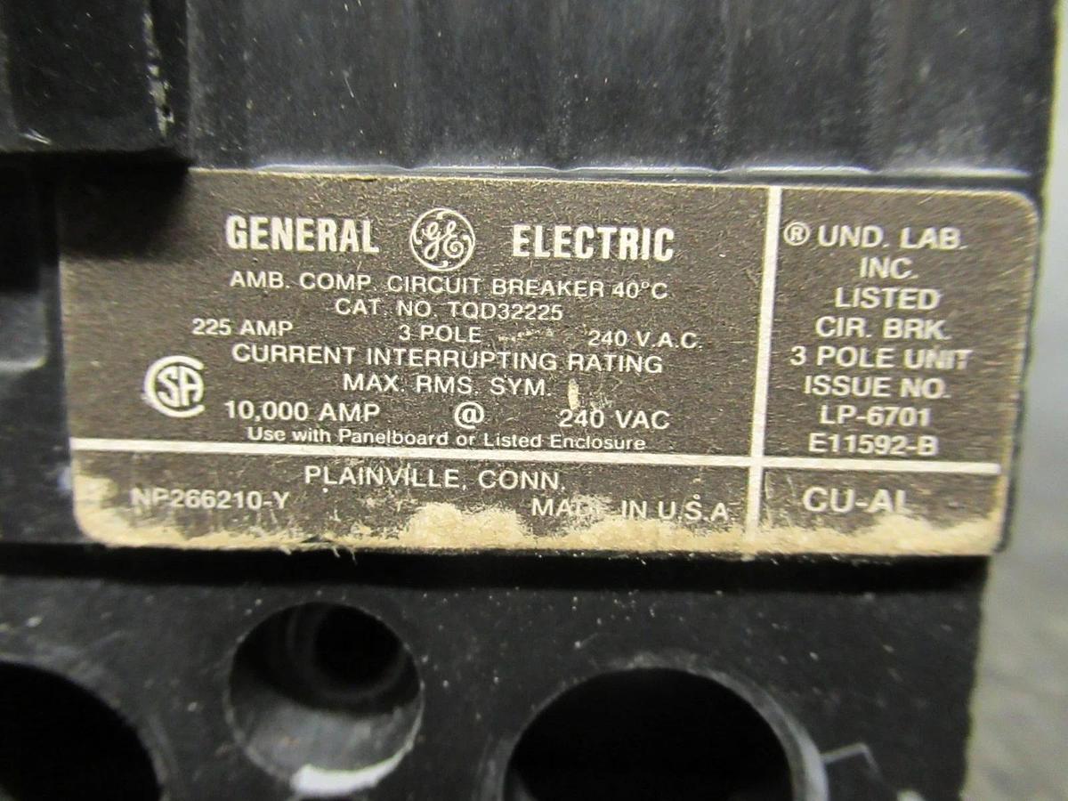 Used 225 AMP GENERAL ELECTRIC TQD32225 240 VAC 3 POLE CIRCUIT BREAKER GE 3 PHASE