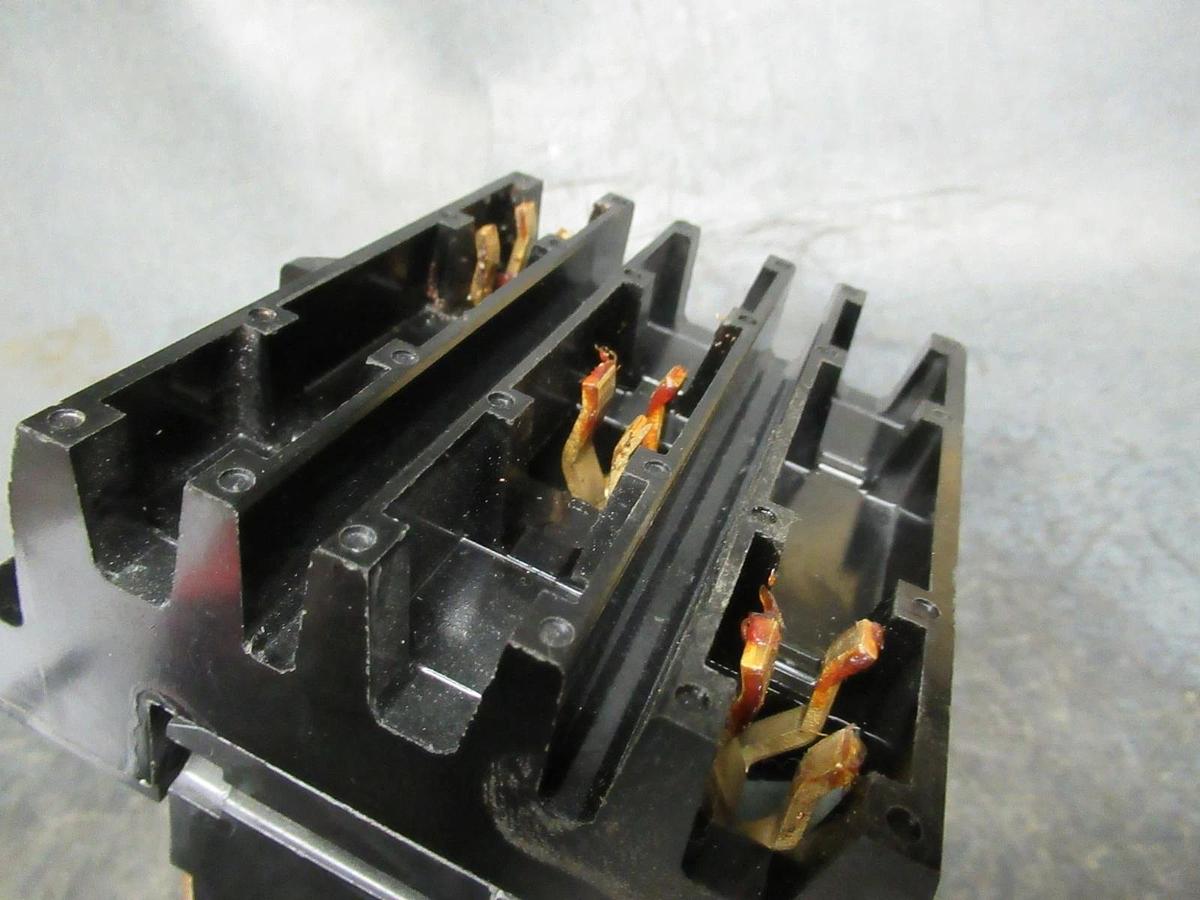 Used SQUARE D I-LINE CIRCUIT BREAKER 15 AMP 480 VAC 3 POLE MODEL: FA-34015 *WARRANTY*