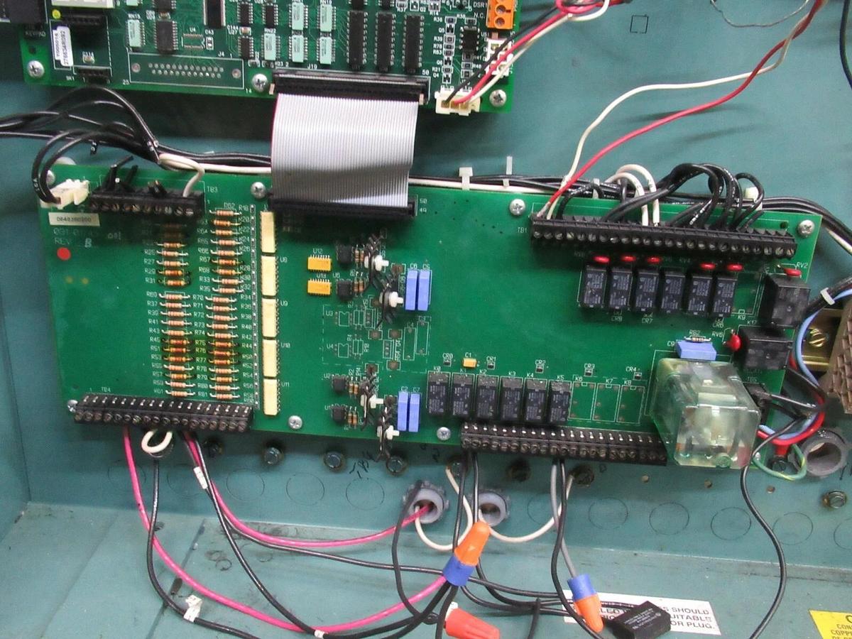 Used YORK MILLENNIUM CENTRIFUGAL CHILLER CONTROL TOUCH HMI INTERFACE 371-02264-105