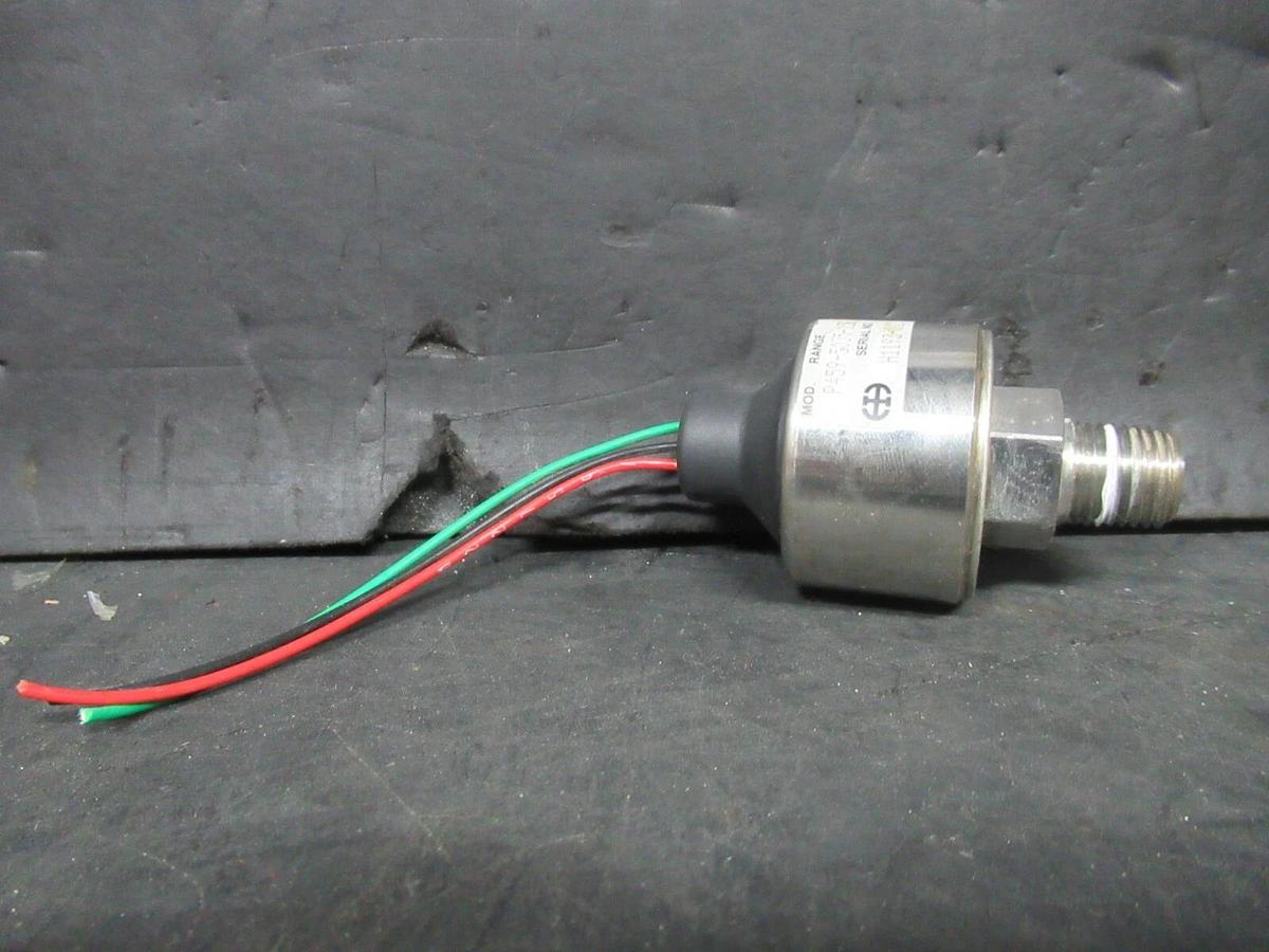 Used JOHNSON CONTROLS PRESSURE TRANSDUCER P459-5035-15G *NO RATINGS*