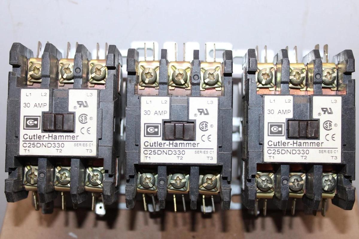 Used CUTLER HAMMER CONTACTOR C25DND330 30 AMP COIL: 120V **LOT OF 3**