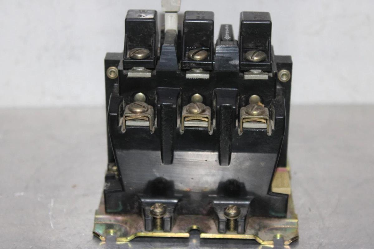Used ALLEN-BRADLEY OVERLOAD RELAY 592-BOV16 600 VAC 7200 VA NEMA A600 3-POLE
