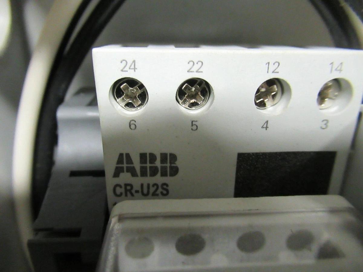 ABB ENCLOSED RELAY CR-U120AC2 71 AMP 115V 1SVR-405-621-R2000 *WARRANTY*