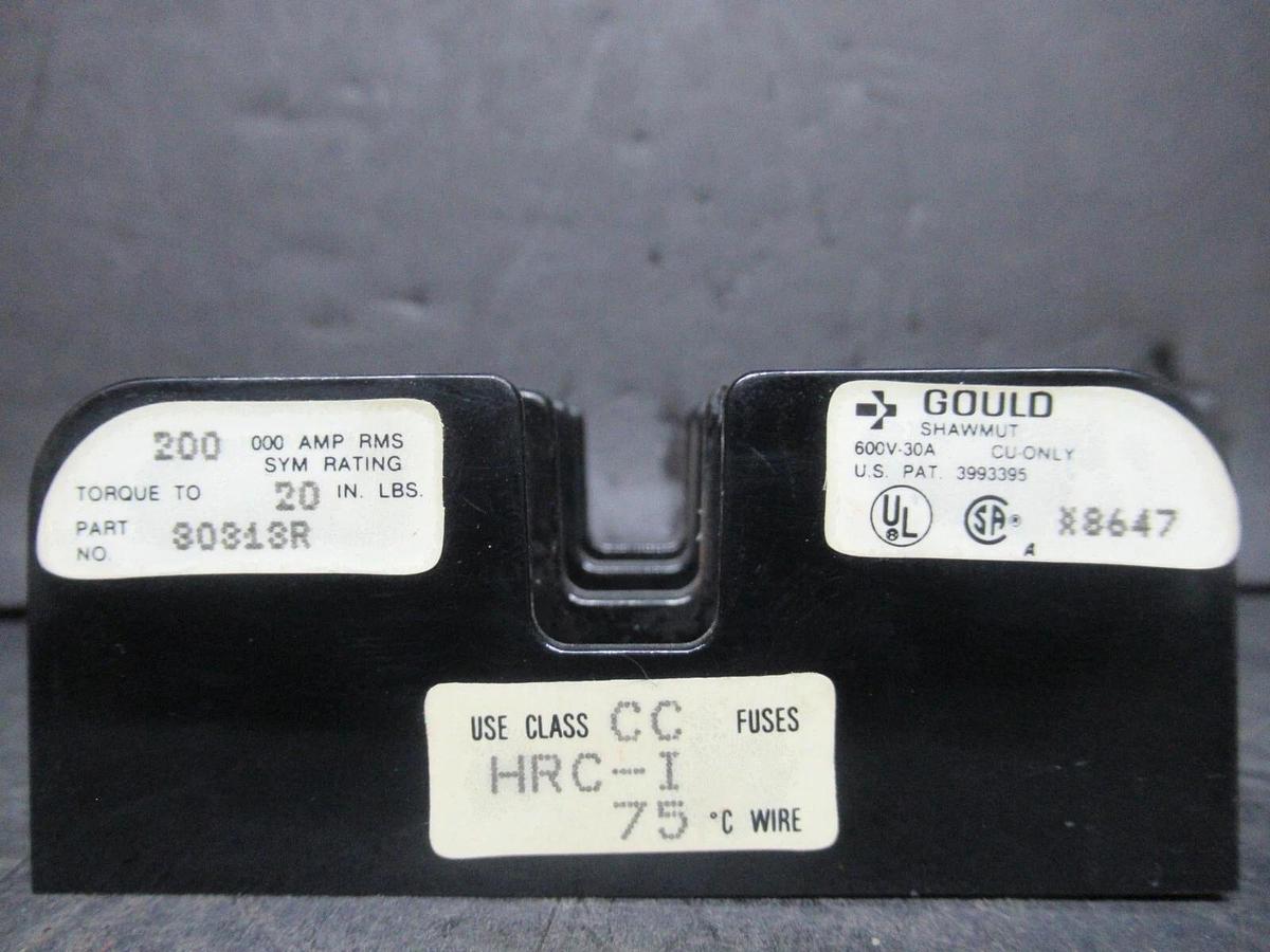 Used GOULD SHAWMUT THREE POLE FUSE BLOCK 30313R 600 VOLT 30 AMP CLASS CC **WARRANTY**