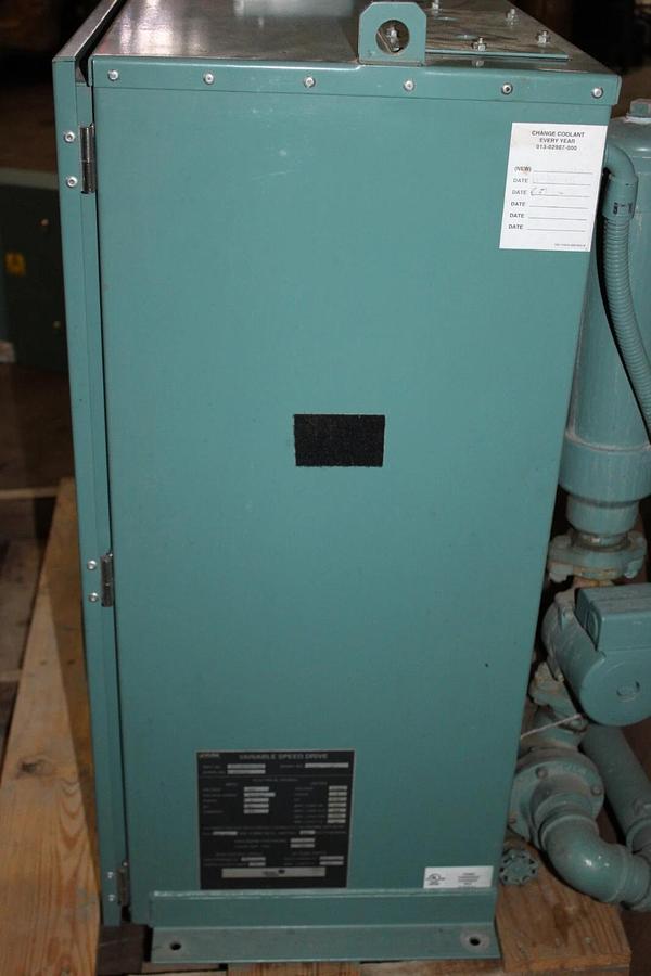 Used YORK CHILLER OPTISPEED VSD VSD351-K-46 W/ 371-04118-111 CONTROL PANEL