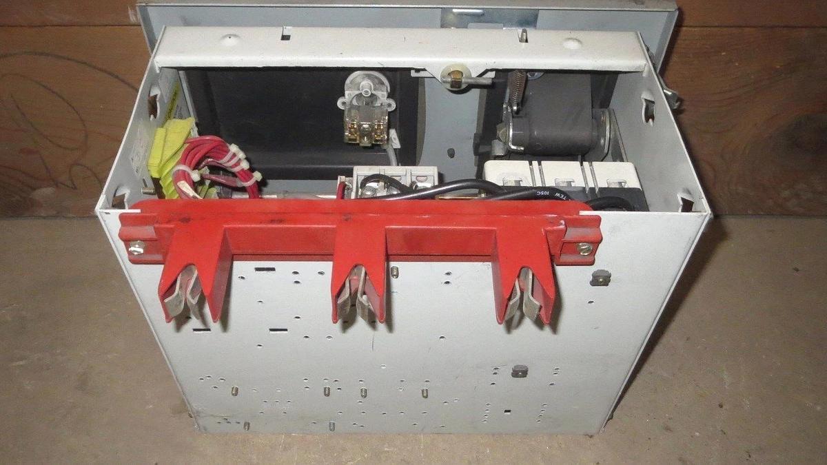 Used WESTINGHOUSE MCC 12" BUCKET W/ 3 AMP HCMP BREAKER & ADV NEMA SIZE 1 STARTER