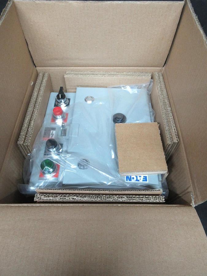 EATON COMBINATION STARTER ECN0718CBA NEMA: 12 W/ AN16DN0 27 AMP NEMA SIZE 1