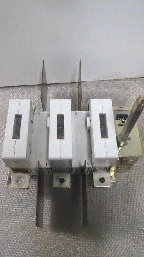 ABB GENERAL PURPOSE SWITCH 600 AMP 600 VAC 3 PHASE 150-500 HP MODEL OETL-NF600A