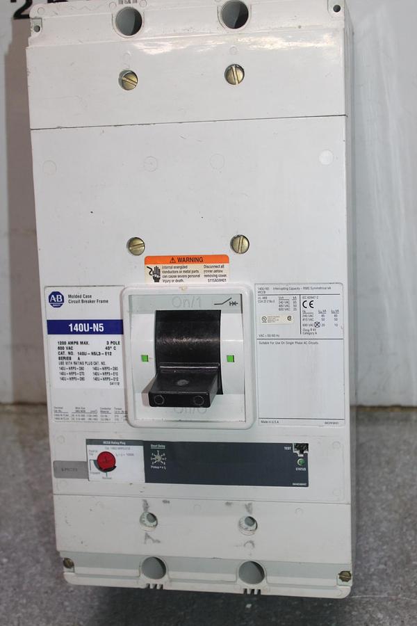 Used ABB CIRCUIT BREAKER SACE S3 S3H 225 AMP 480 VAC 3-POLE W/ AUX SWITCH