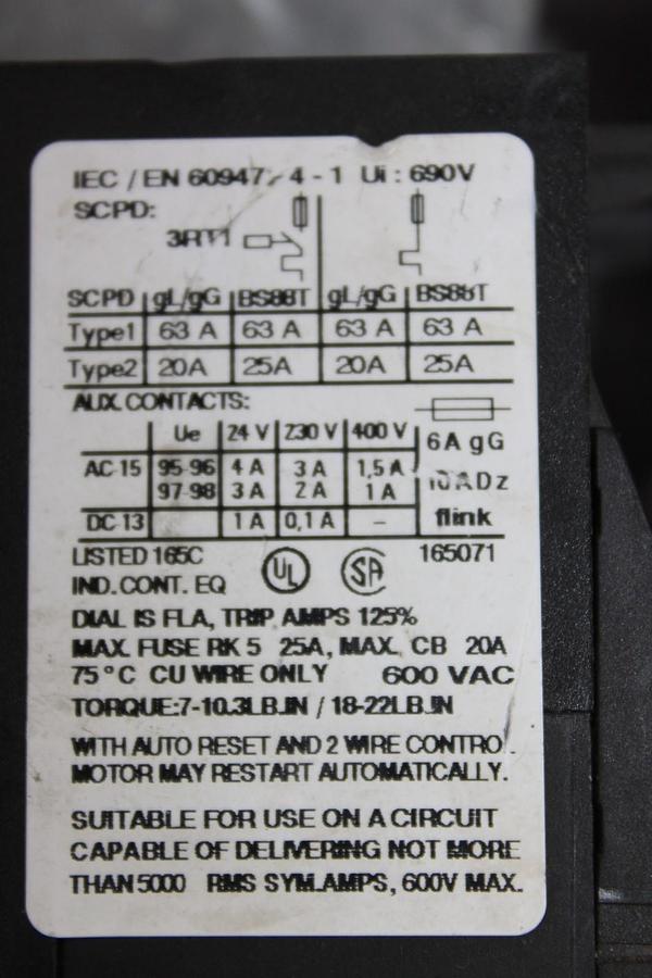 Used SIEMENS SIRIUS STARTER 3RT1024-1A..0 600 VOLT 35 AMP 10 HP W/ 3RU1126-1GB0