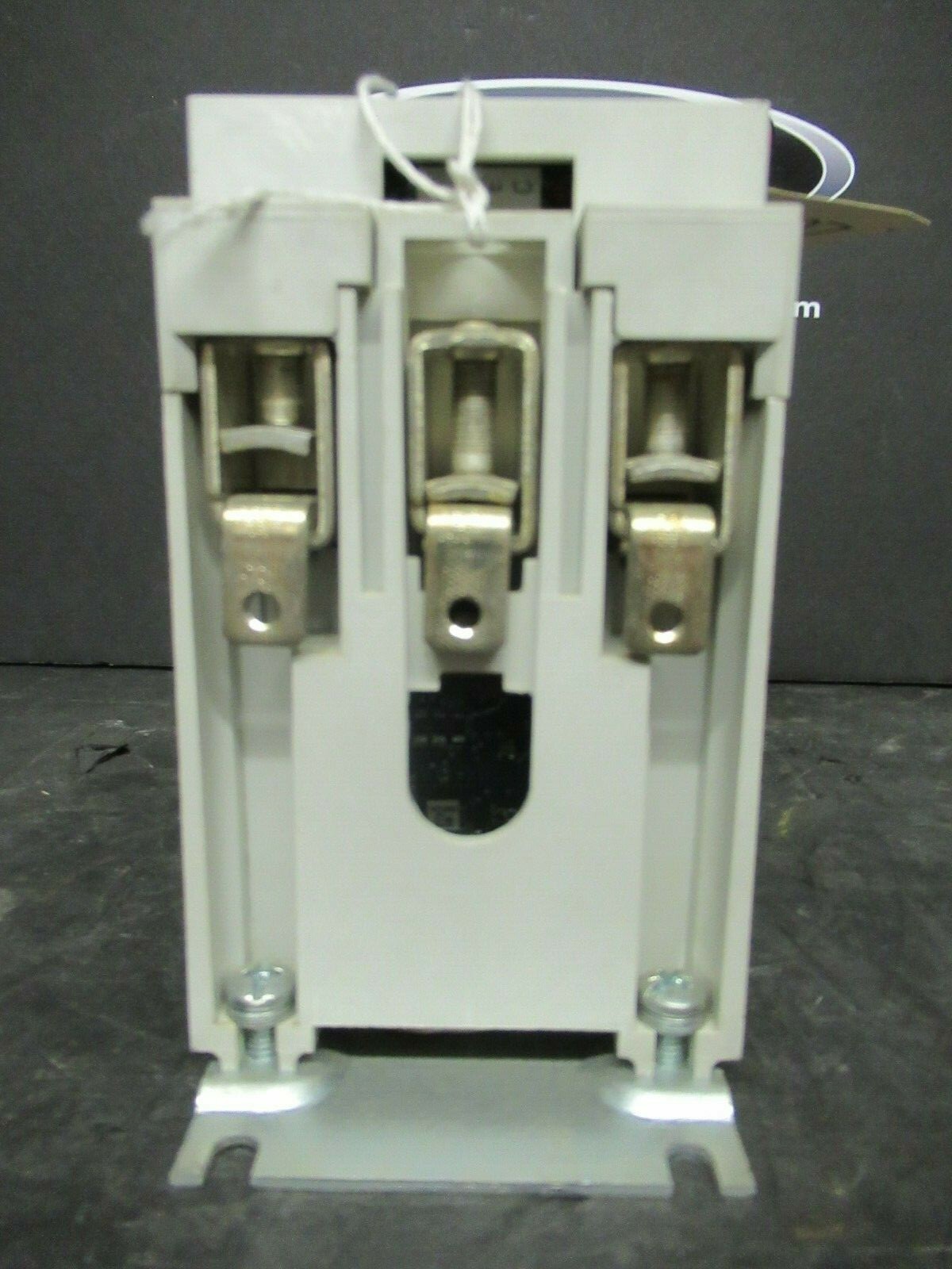 Used 135 AMP CUTLER HAMMER NEMA: 4 CONTACTOR W+201K4CN MODEL: P COIL: 120 VAC 100 HP