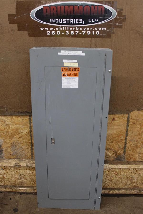 Used SQUARE D TYPE 1 NF MAIN SERVICE PANEL 12106793820030001 150 AMP 30-SLOT 600V