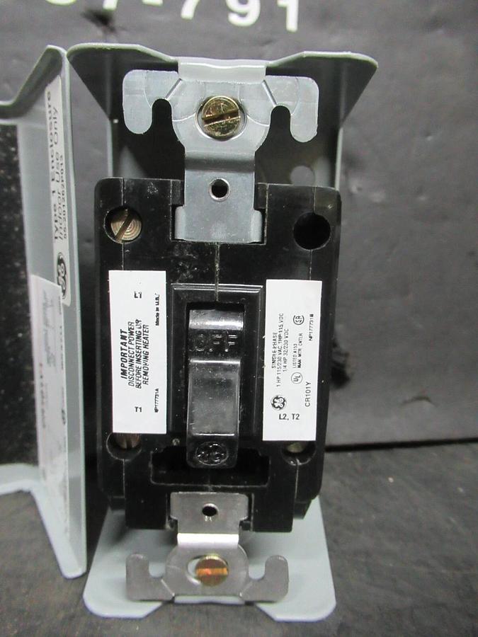 NEW SURPLUS GE MANUAL MOTOR STARTER CR101Y1 1 HP 115/230 VOLT 50/60 HZ