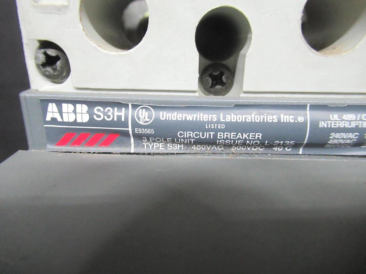 Used ABB CIRCUIT BREAKER S3H SACE S4 225 AMP 480 VAC 500 VDC 3-POLE W/ AUXLLIARY