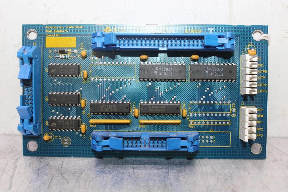 Used MCQUAY CIRCUIT BOARD 330418401 RAM# 400475 **WARRANTY INCLUDED**
