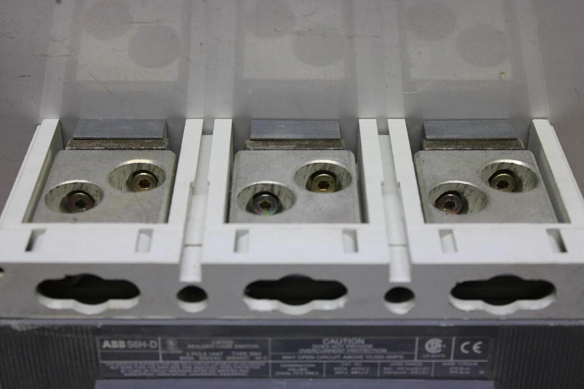 Used ABB MOLDED CASE SWITCH SACE S6H-D 800 AMP 600 VOLT 3-POLE W/ OPERATOR