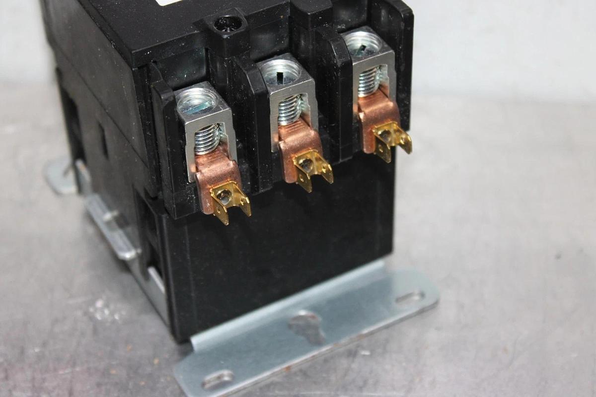 NIB MOTORS & ARMATURES MARS 780 CONTACTOR 61481 75 AMP 600 VAC 40 HP