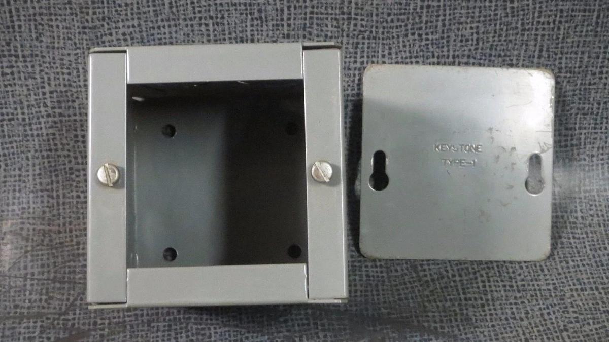 Used KEYSTONE TYPE 1 JUNCTION PULL BOX 4" X 4" X 4" **WARRANTY INCLUDED**