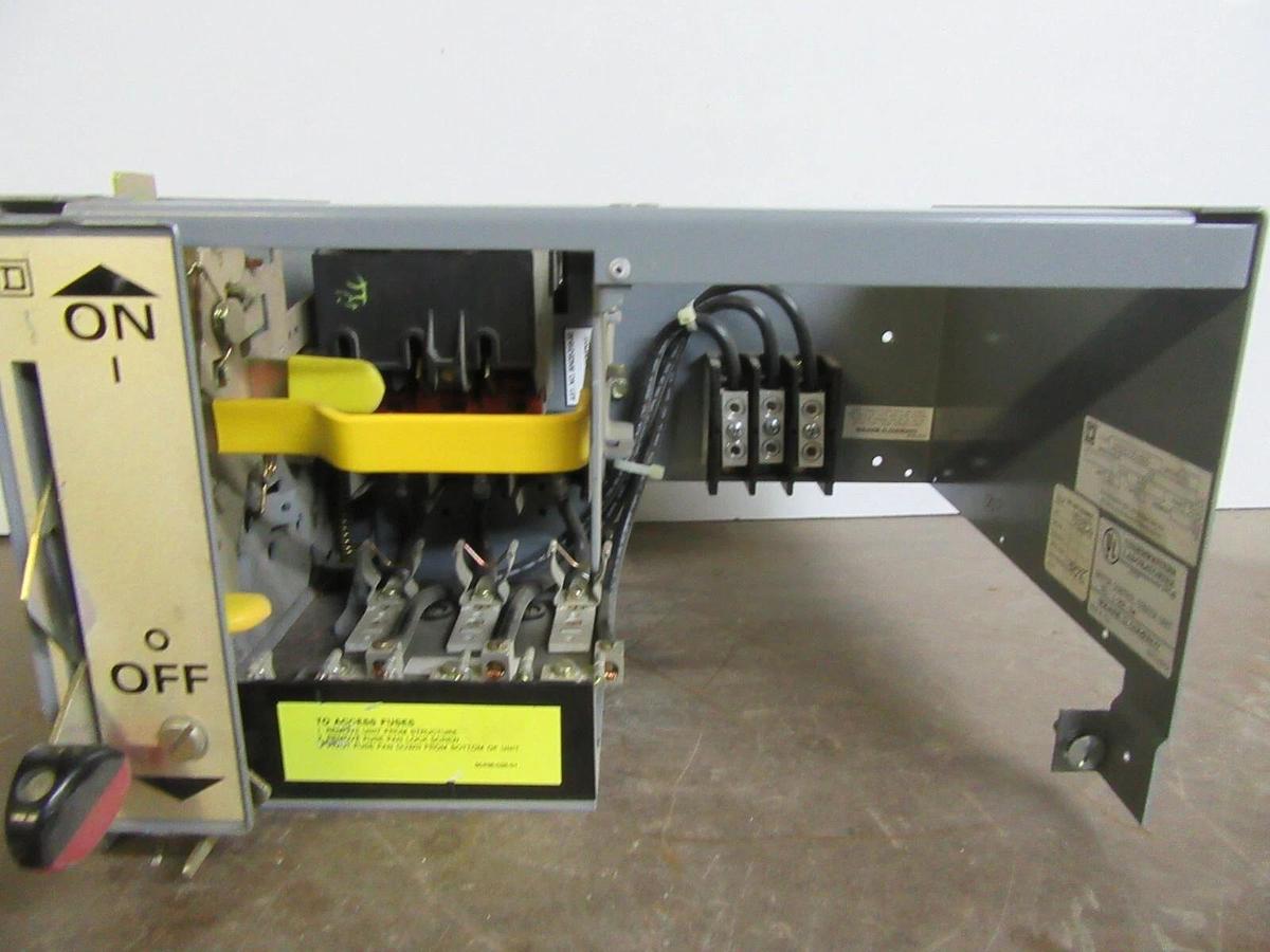 Used SQUARE D 9" MOTOR CONTROL FEEDER BUCKET 80420-318-50 MODEL 5 600 VOLT 60 AMP