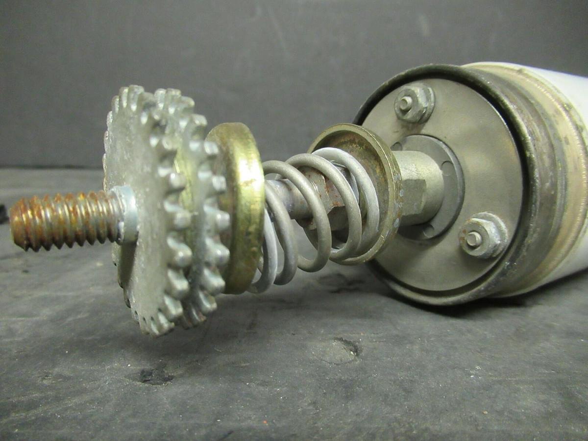 Used VACUUM INTERRUPTERS 400 AMP 5259C33 FOR CUTLERHAMMER SJ AMPGARD BREAKER