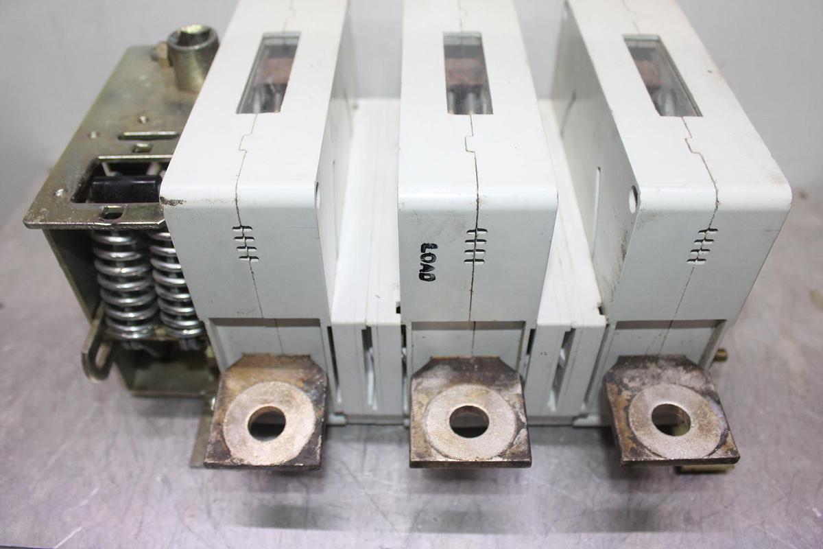 Used SIEMENS TALON WATER METER BASE 44005-02CN HQ-5SND 400 AMP MAX 600V 1-PHASE NEMA 3R