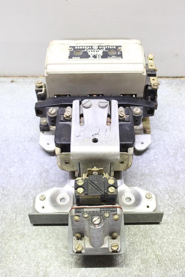 Used TRANE VFD CONTROL CIRCUIT BOARD VFD66HCB X1317-0220-070 460 VAC 2 AMP 3-PHASE