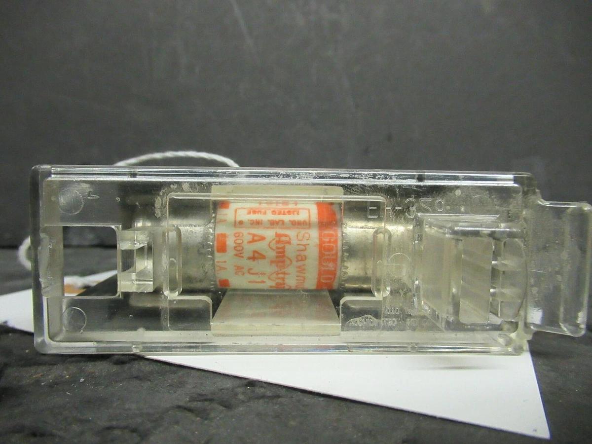 Used YOSHIDA FUSE HOLDER FHU-32 600 VOLT 30 AMP CLASS J FUSES W/ A4J1 FUSES