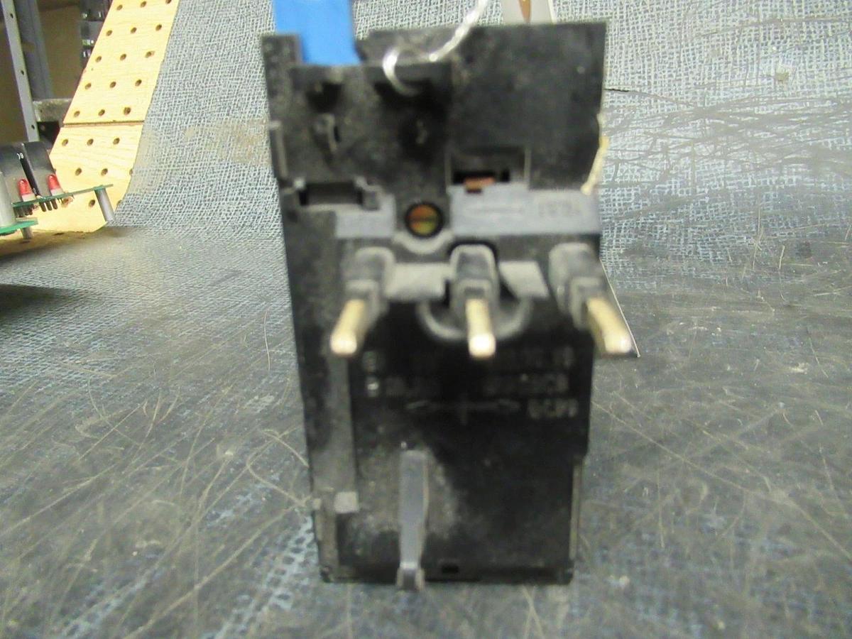 Used ABB OVERLOAD RELAY T25-DU 600V 10A **WARRANTY INCLUDED**