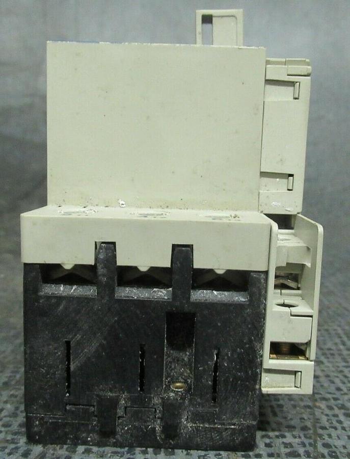 Used SCHNEIDER MANUAL MOTOR STARTER GV1-M10 660V 25A 7.5HP COIL: 24V **WARRANTY**