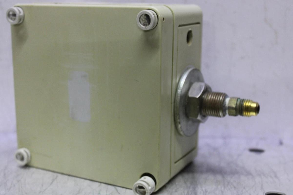 Used KELE PRESSURE TRANSDUCER W/ ENCLOSURE PSS2-300 0-300 PSI 4-20 mA *WARRANTY*